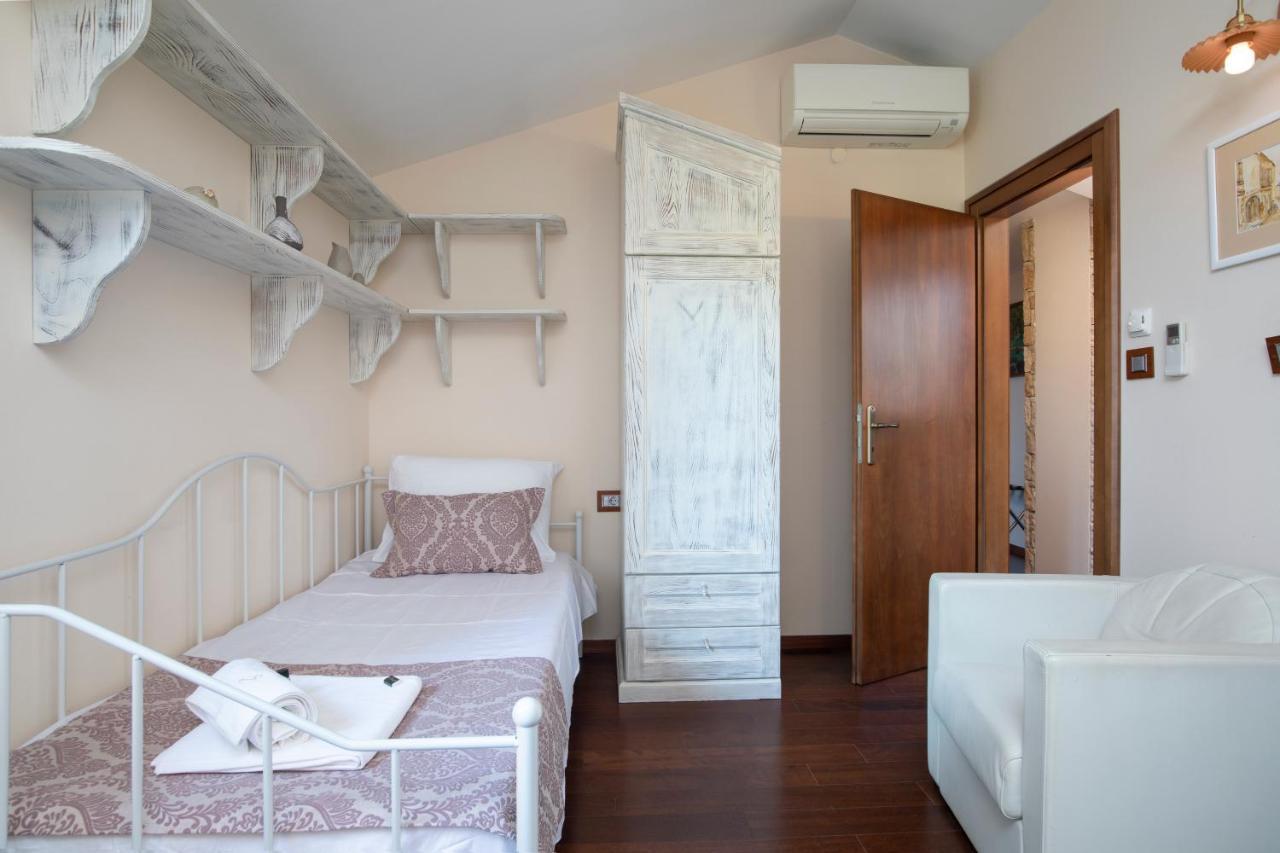 Poiai Stonehouse With Jacuzzi Villa Перой Екстериор снимка