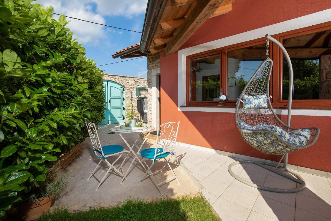 Poiai Stonehouse With Jacuzzi Villa Перой Екстериор снимка