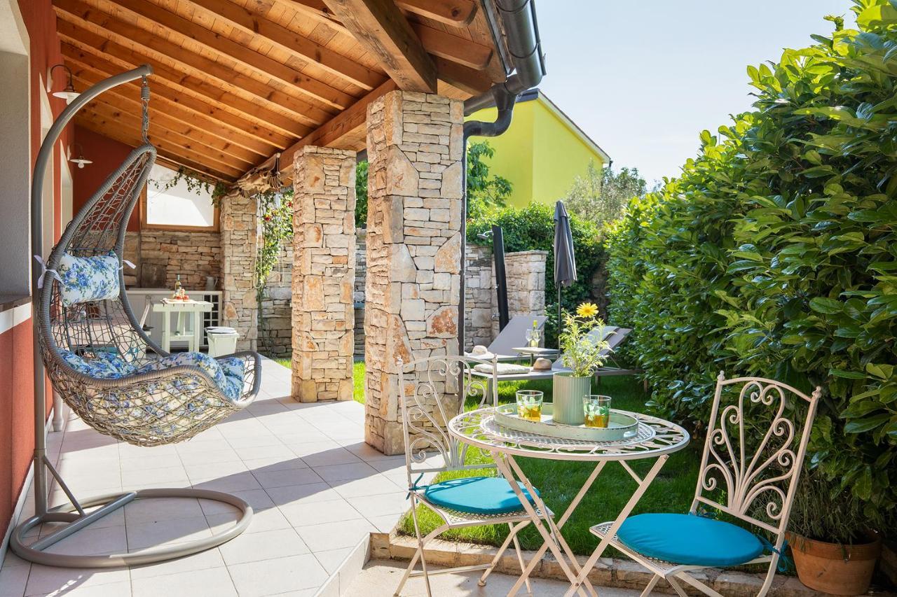 Poiai Stonehouse With Jacuzzi Villa Перой Екстериор снимка