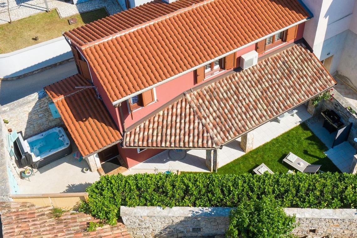 Poiai Stonehouse With Jacuzzi Villa Перой Екстериор снимка